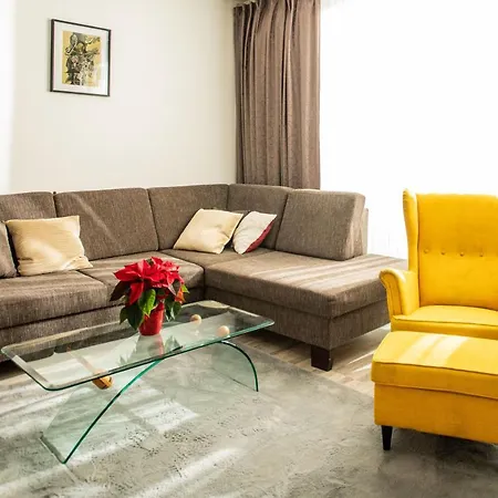 Forest Park Garden 아파트 *