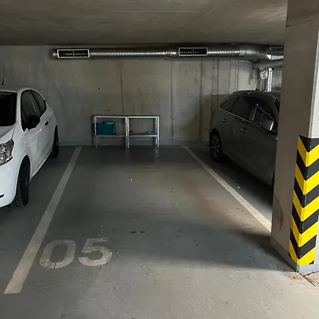 Forest Park Garden 아파트 *