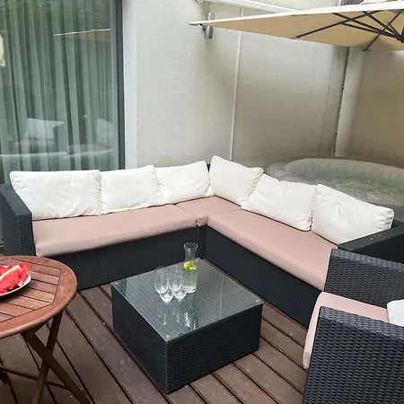 Forest Park Garden 아파트 *